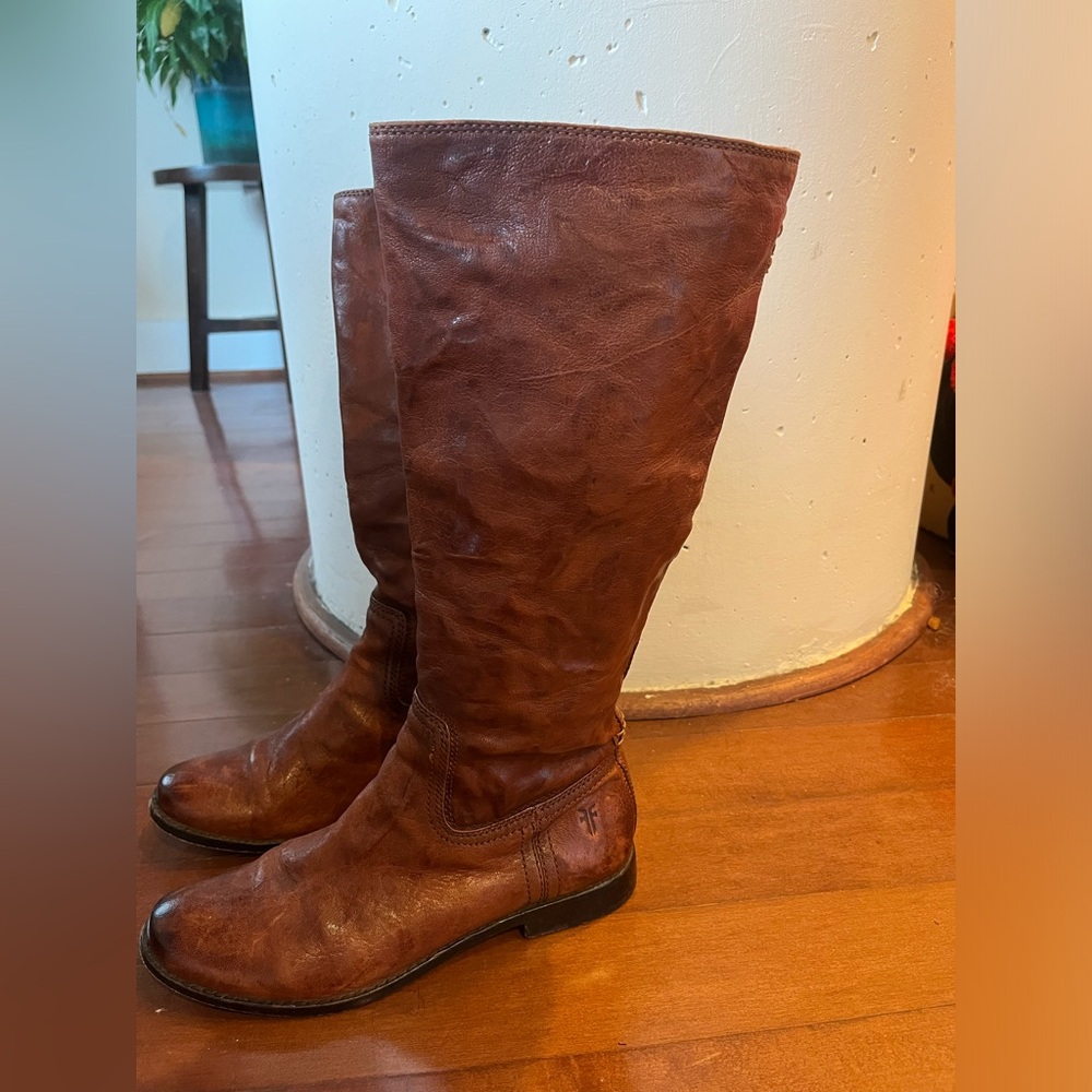Frye brown boots